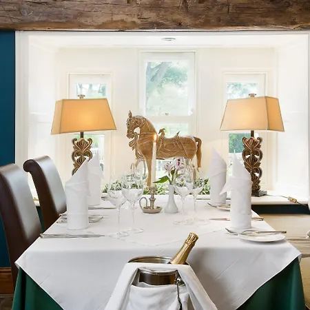 여관 Timble Inn 5*